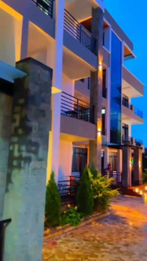queens luxurious apartment kigali